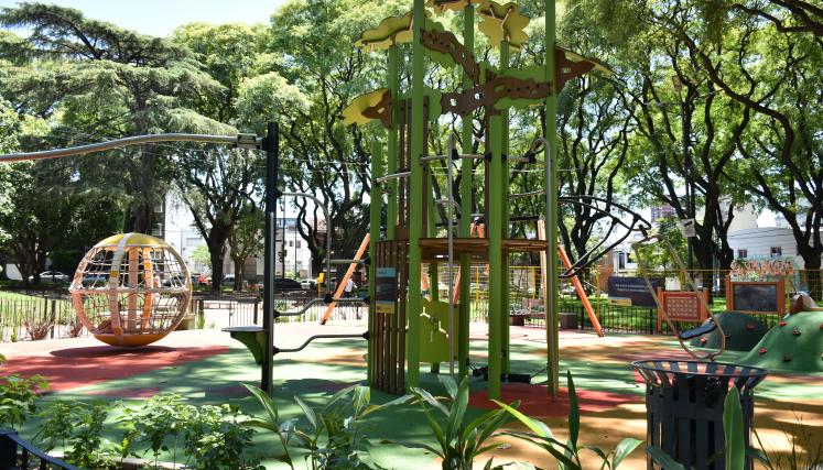 PLAZA MACKENNA